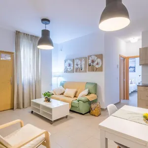 https://apartamento-costasol-2-dormitorios.es-andalucia.com
